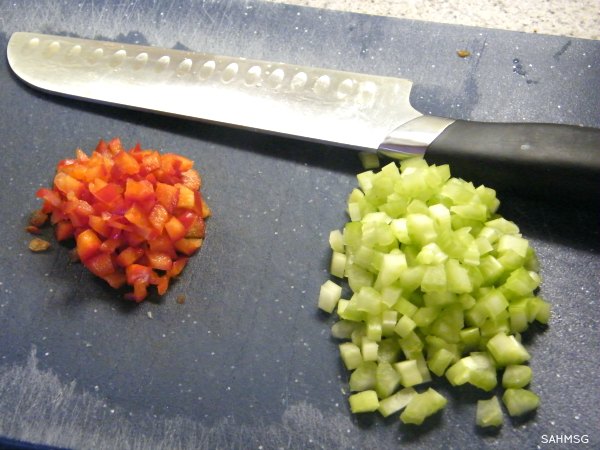 Picky eaters? Try these turkey burgers with vegetables hidden inside! My picky eaters loved them.