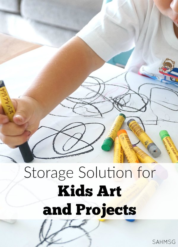 Do you throw out the kids art or keep every piece? Try this storage solution for kids art and projects so you can preserve their creations and not clutter up your house.