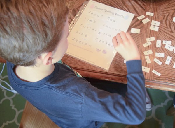 Use the free printables as a spelling guide for this spring activity for school age kids.