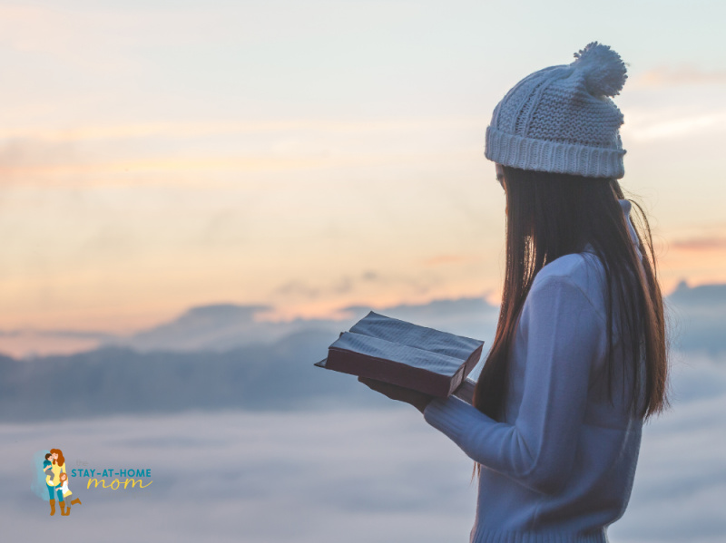 Complete Guide for Stay-at-Home Moms: When You Need to Connect in Faith