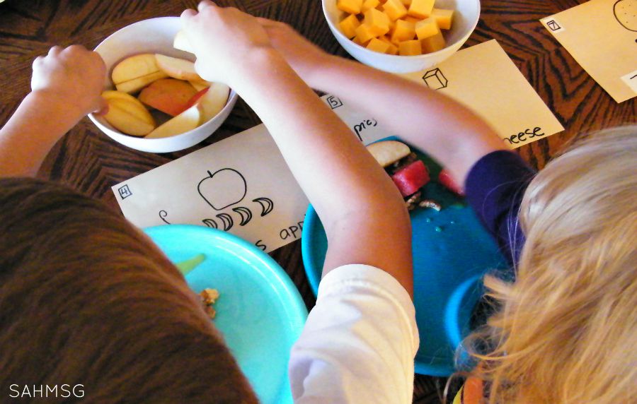 Making Number Salad counting activity and halethy snack for kids. The kids can make it on their own!