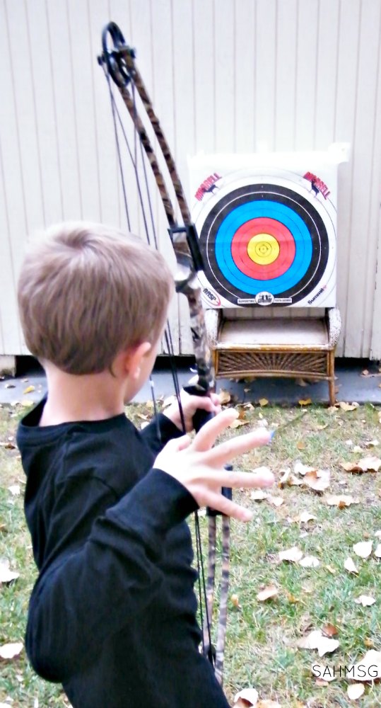 Teaching children self-discipline. Parenting tips and a unique activity for one-on-one time.