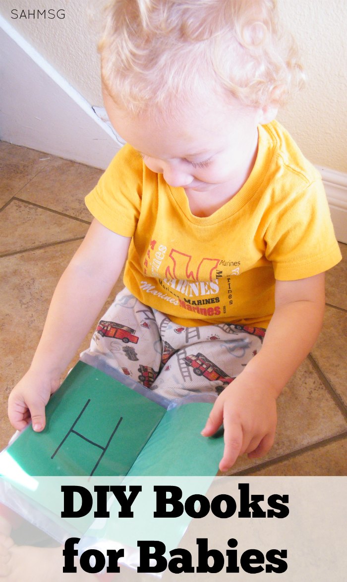DIY books for babies and toddlers that use an item you may already have in your kitchen! Clever books to encourage a love of reading in babies and toddlers with personalized books that are easy to make.
