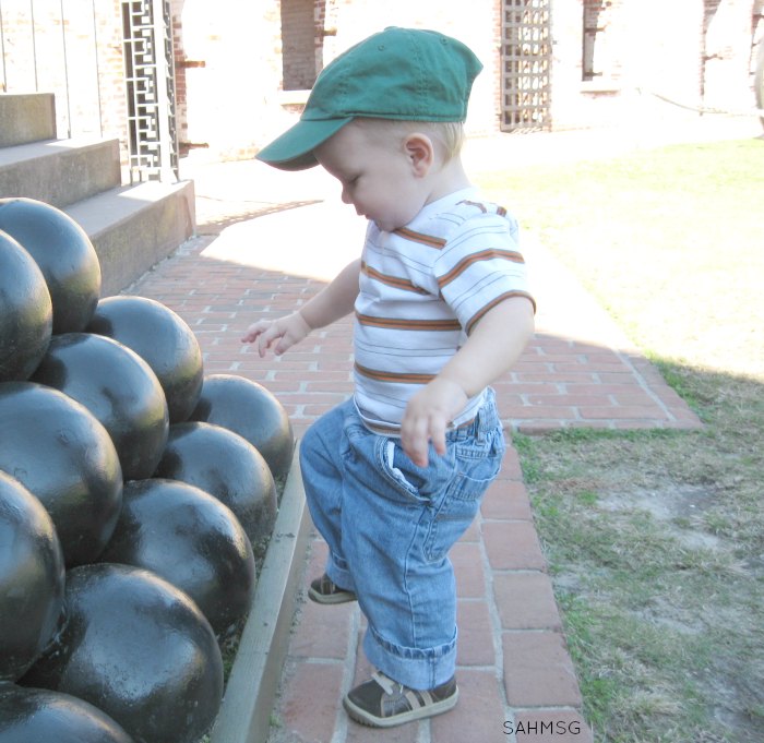 You do not need to spend a lot of money to educate your child, help them explore the world around them or enjoy quality time together. Free or cheap kids activities in eastern North Carolina will give you plenty to explore together as a family.