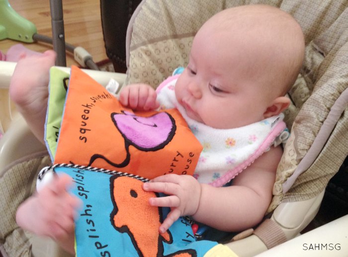 Reading books to your baby is a tip for moms to try when soothing a crying baby. 14 more tips to try in this list from a mom of 4. #Sponsored by @Gerber.