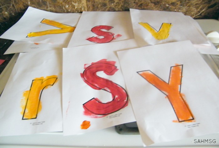 Printable ABC book and preschool learning activities for learning the alphabet. Includes free printables.