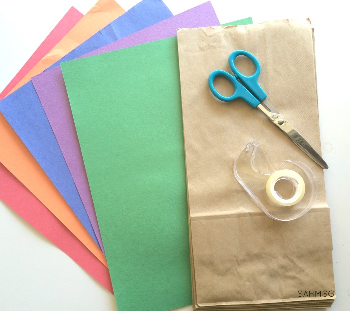 Create a simple color sorting game for teaching colors and sorting skills with this simple color sorting bags for toddlers and preschool idea.