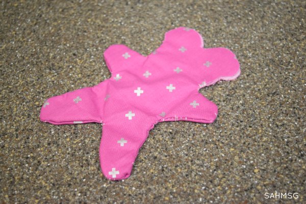 Teaching children to sew with a simple anf fun free printable sewing pattern and sewing project for kids.