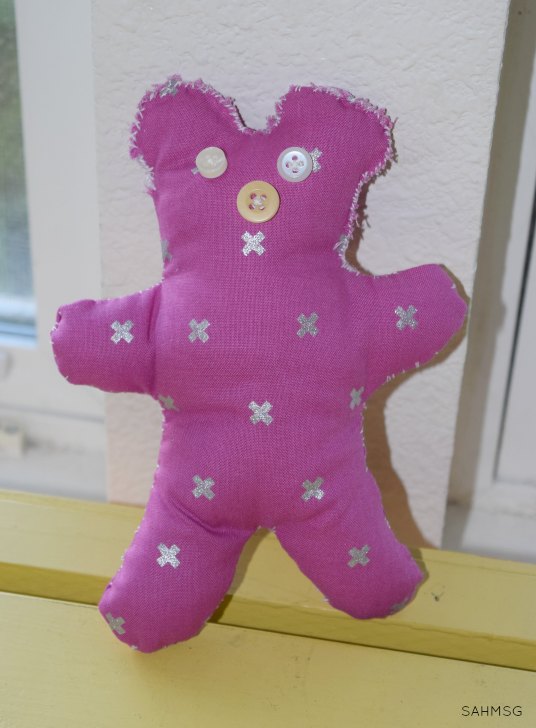 Teaching children to sew with a simple anf fun free printable sewing pattern and sewing project for kids.