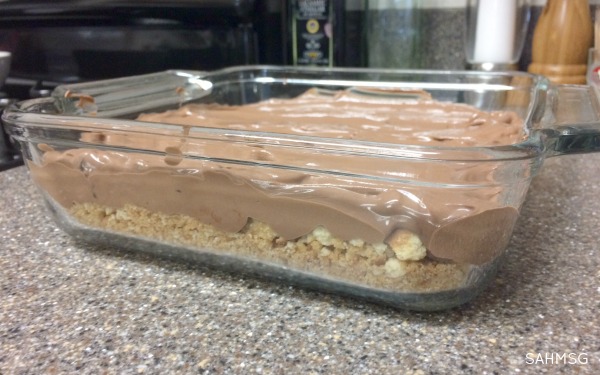 So yummy! This healthier version of chocolate pudding pie is so decadent! It takes minutes to put together too, so it's a quick kid-friendly dessert to make in a pinch.