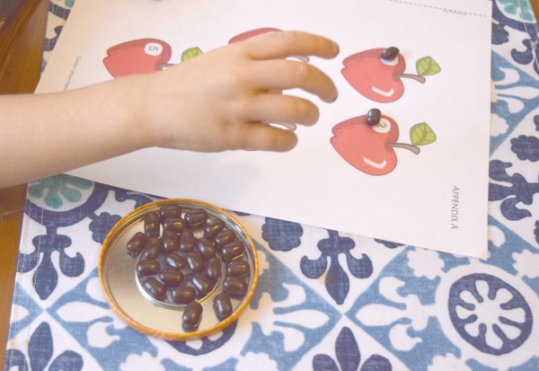 Teaching Letters Lesson Plans-Activities for toddlers or preschool with complete weekly lesson plans and printables. #sponsored
