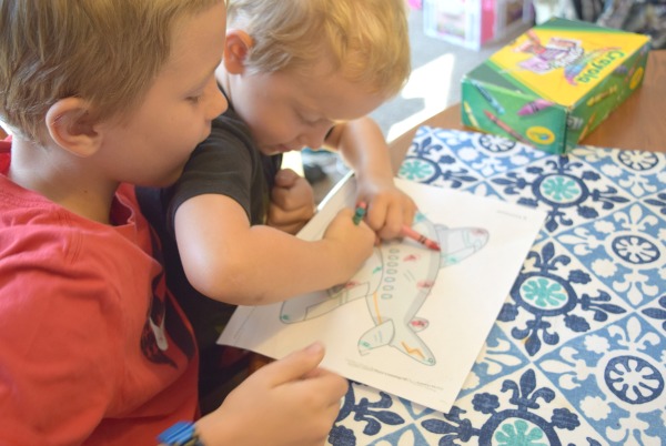 Teaching Letters Lesson Plans-Activities for toddlers or preschool with complete weekly lesson plans and printables. #sponsored