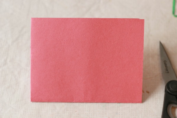 Cute heart butterefly craft for Valentine's Day or Mother's Day. This would be a great hands-on spring craft too.
