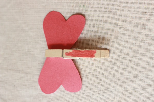 Cute heart butterefly craft for Valentine's Day or Mother's Day. This would be a great hands-on spring craft too.