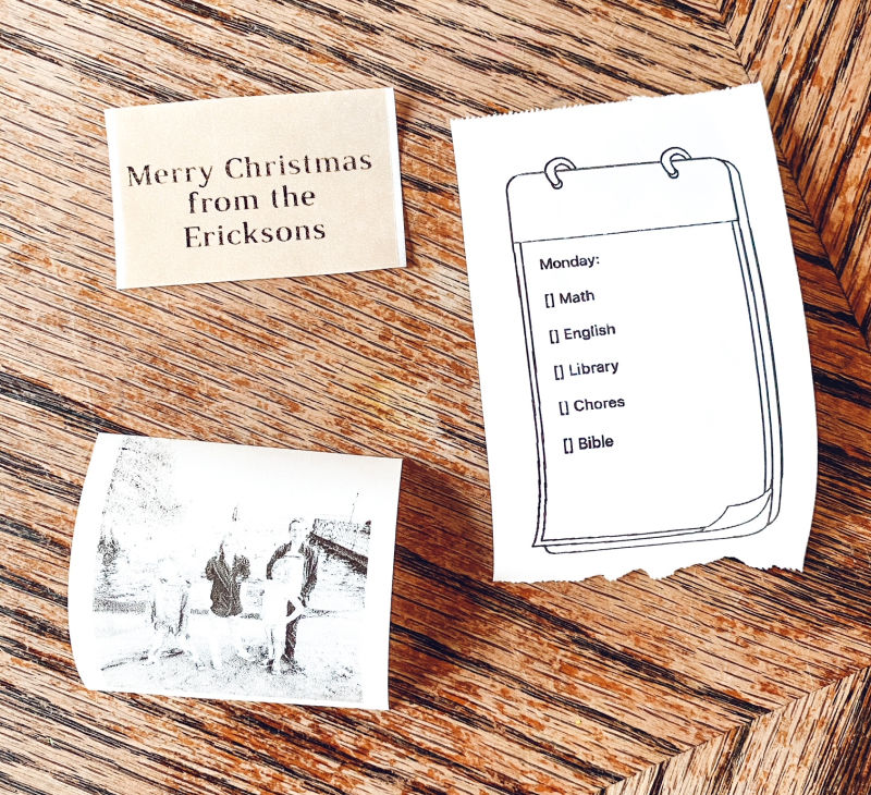 Use the Poooliprint pocket printer to print labels, photos, stickers and lists easily from an app.