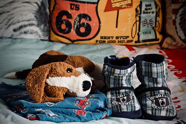 Bedwetting tips for parents who are potty training a child that wets the bed.