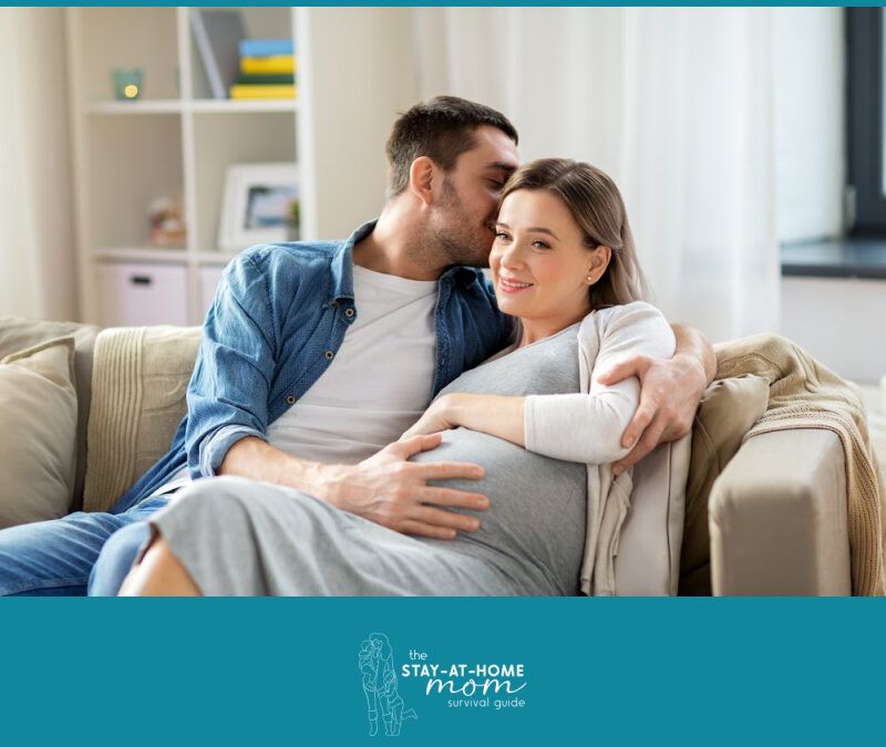 The Pregnancy Playbook: Honest Answers to the Questions Everyone Asks
