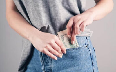 How Flexible Banking Options Help Moms Manage Busy Household Finances